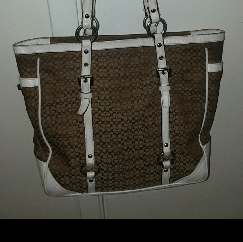 AUTHENTIC COACH TOTE BAG